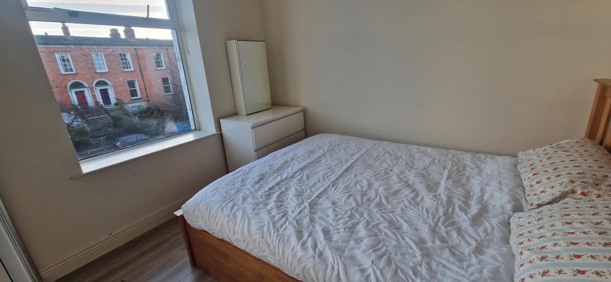 Cosy 1bd In Refurbed Victorian House Heart Of D6 * Dublin