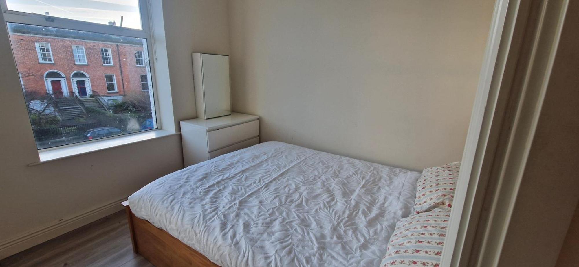 Cosy 1bd In Refurbed Victorian House Heart Of D6 * Dublin